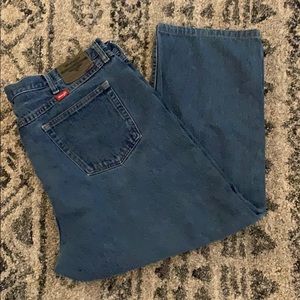 Men’s Wrangler Relaxed-Fit Jeans